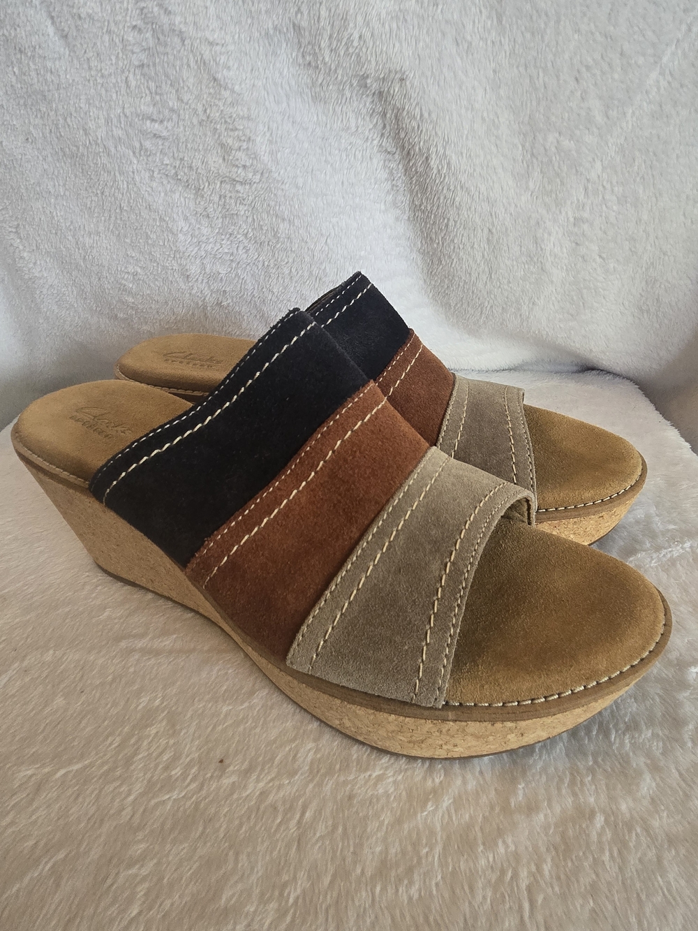 Clark's Artisan Aisley Lily Women Open Toe Suede Wedge Sandal